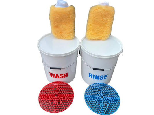 car wash bucket and grit guard set including wash mits