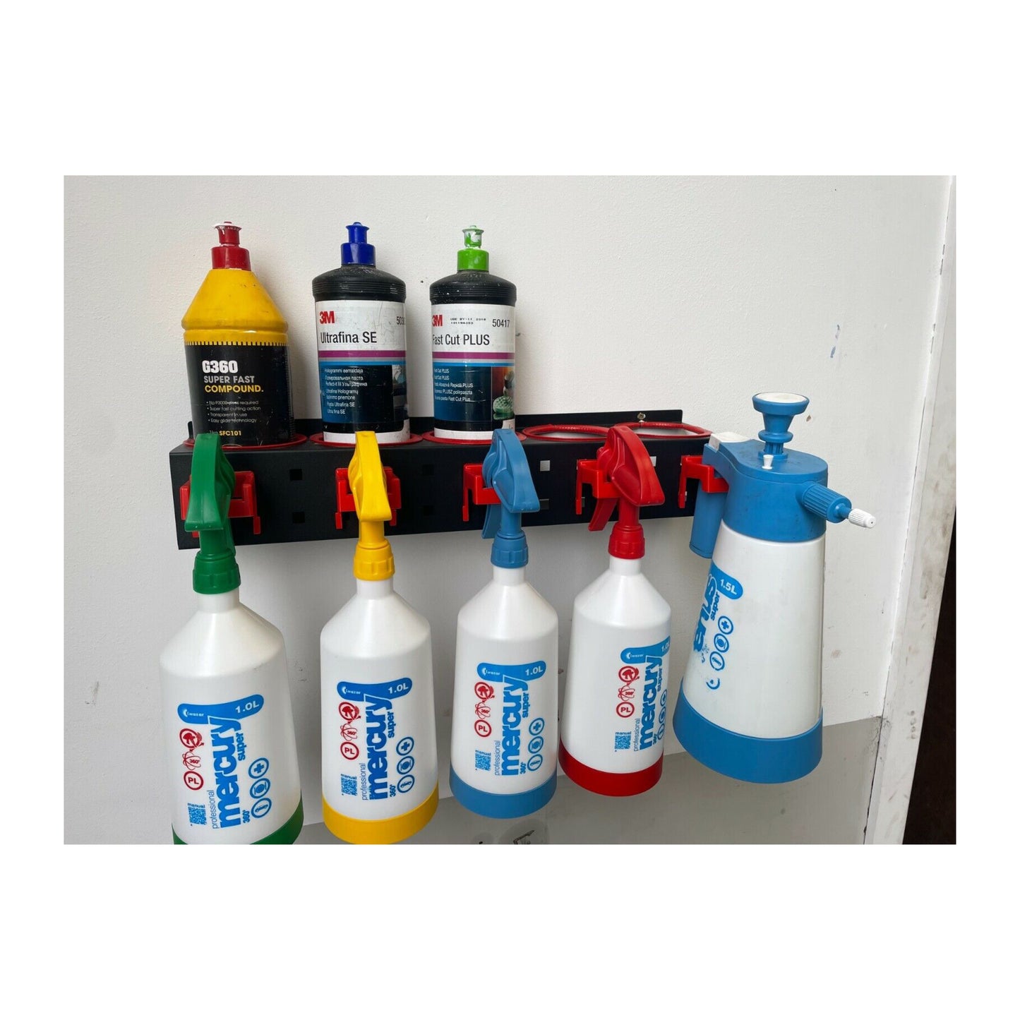 Spray Bottle Holder - Holdig Bottles