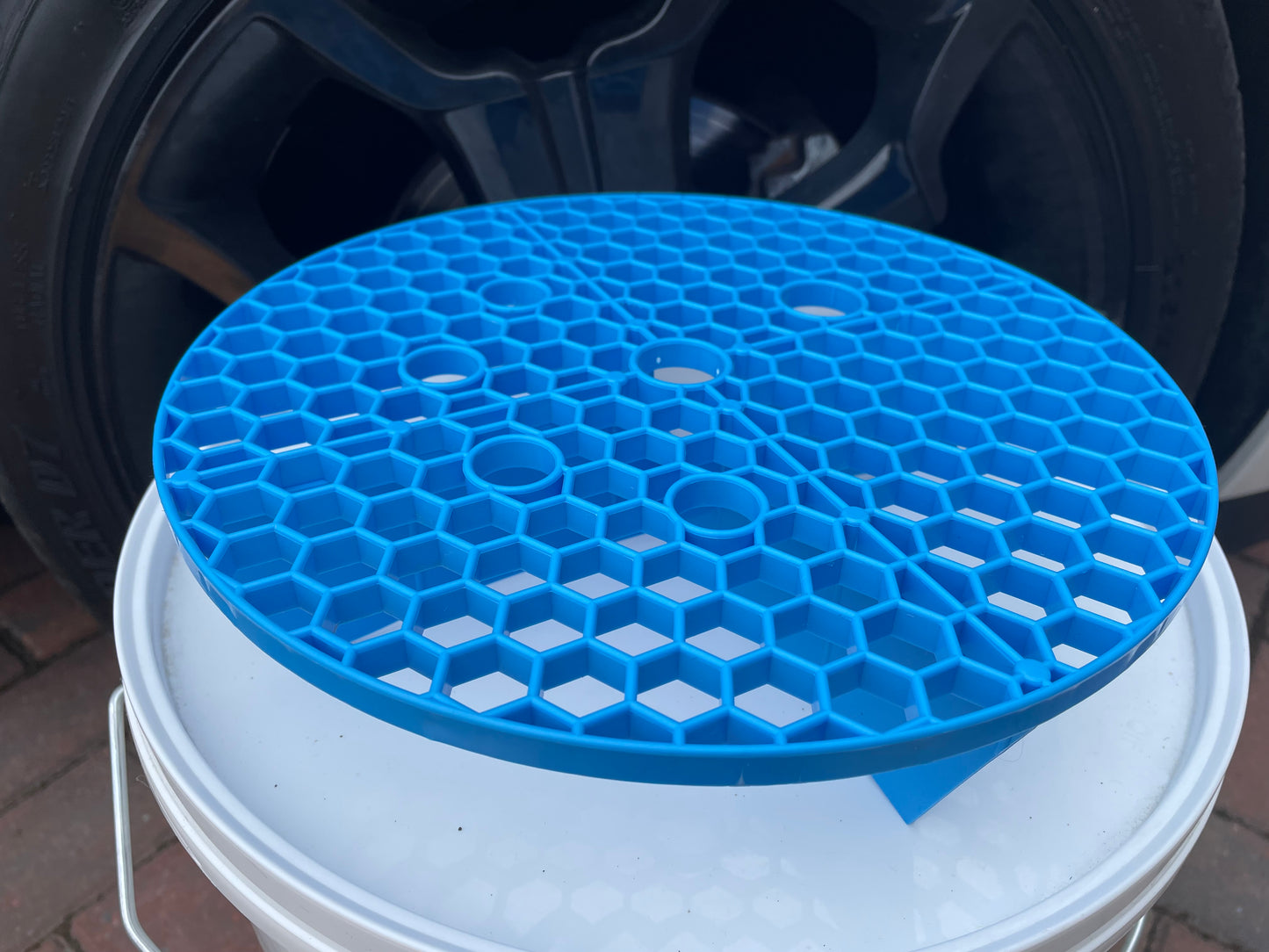 car wash bucket and blue grit guard